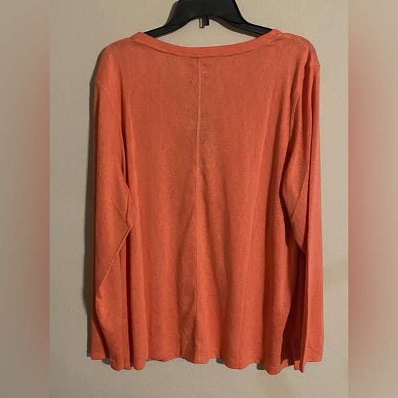 Gap Long Sleeve Tee NWT - Picture 2 of 4